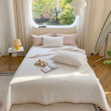 Kapitone Bedcover Rahat Zarif Konfor