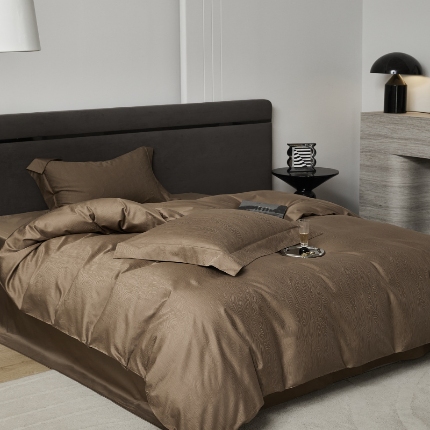 Nefes alabilen minimalist saf pamuklu yatak seti şık